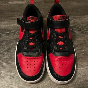 Nike Kids Black and Red Sneakers